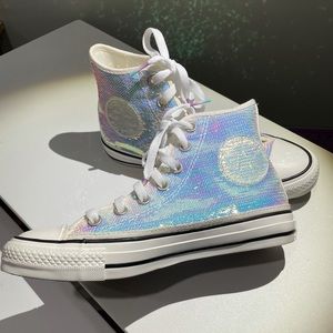 Women’s 7 Iridescent Converse High Top Chucks